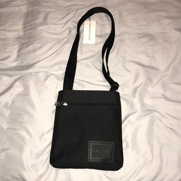 calvin klein shoulder bag mens